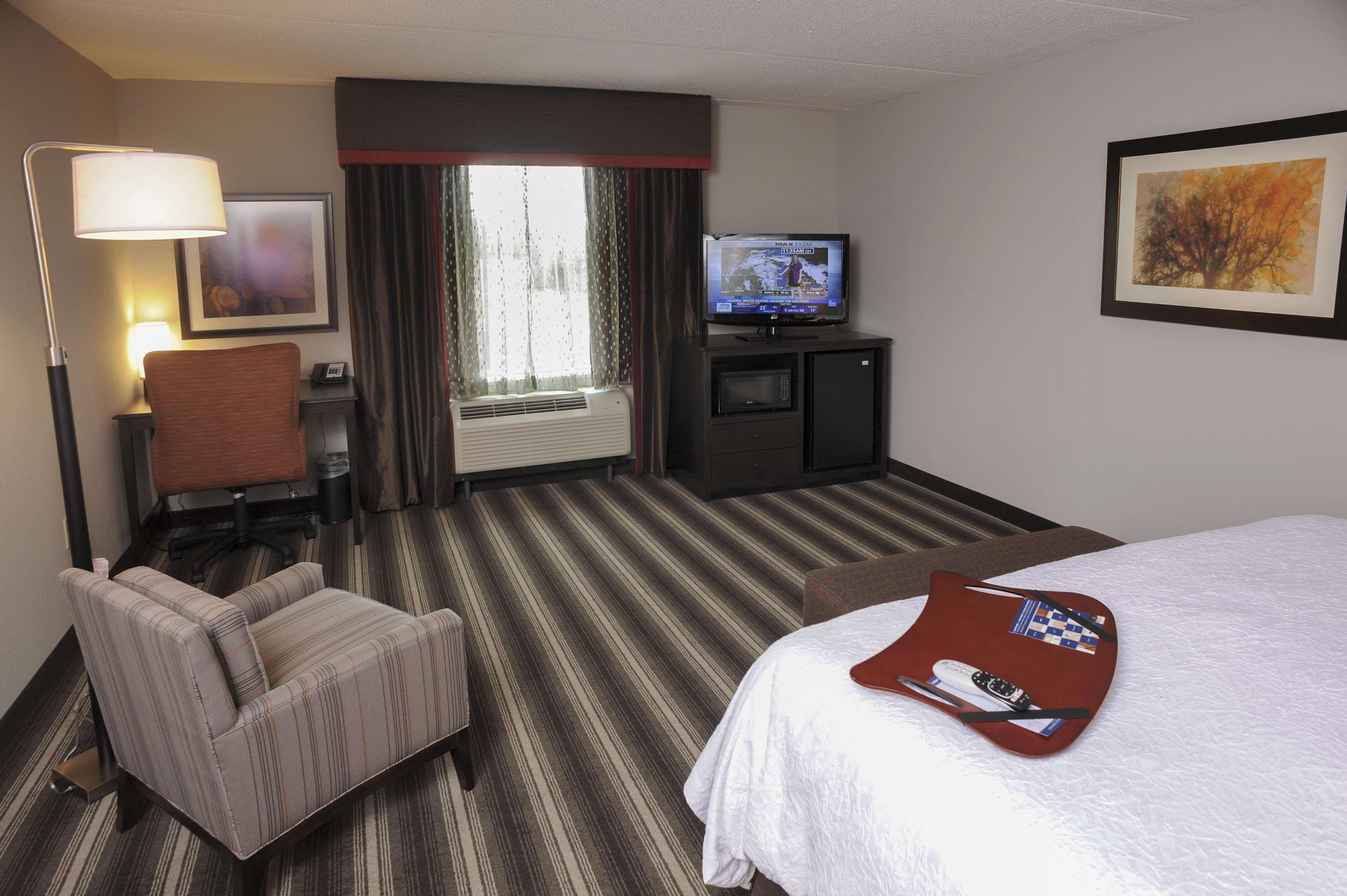 Hampton Inn Neptune Exterior photo