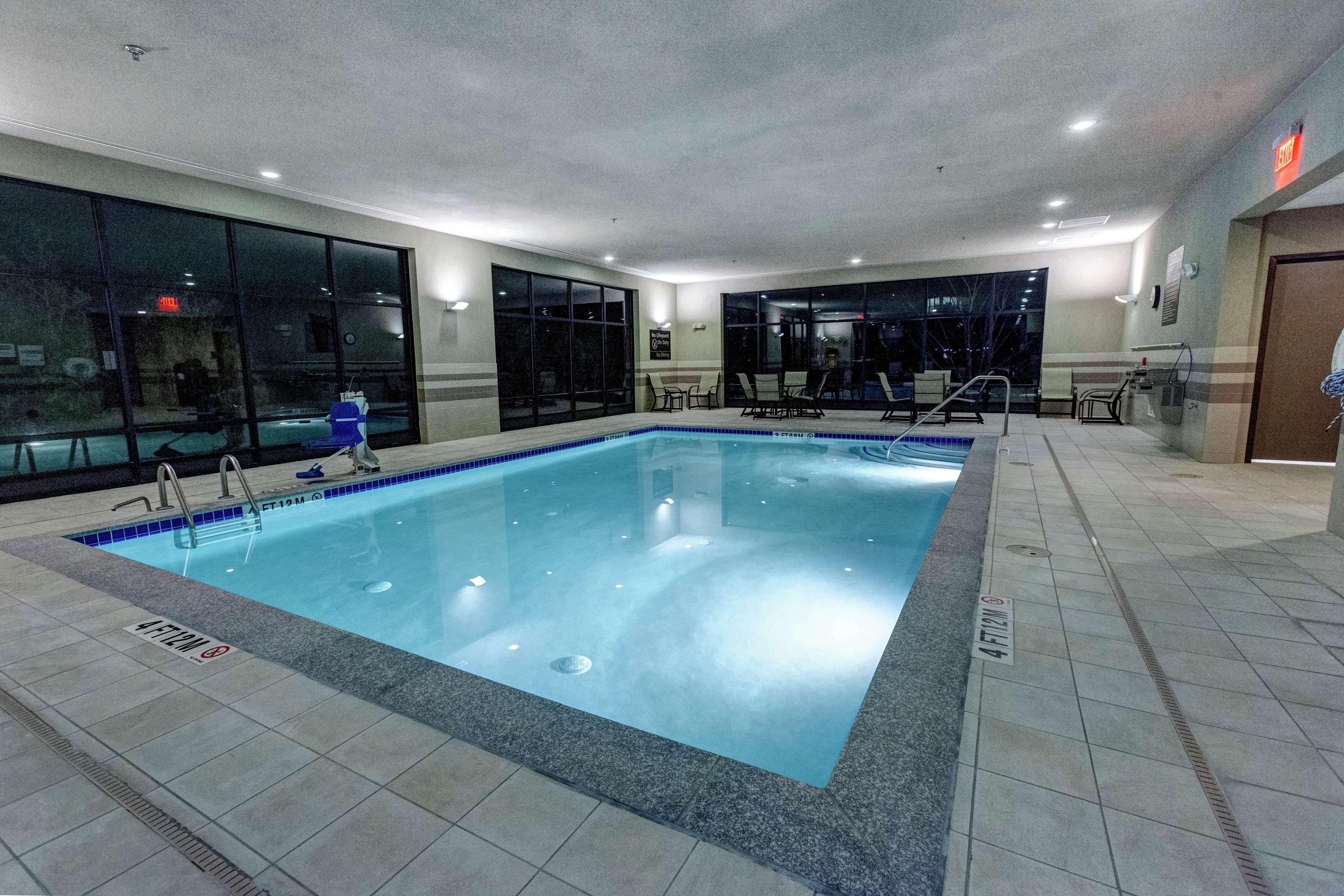 Hampton Inn Neptune Exterior photo