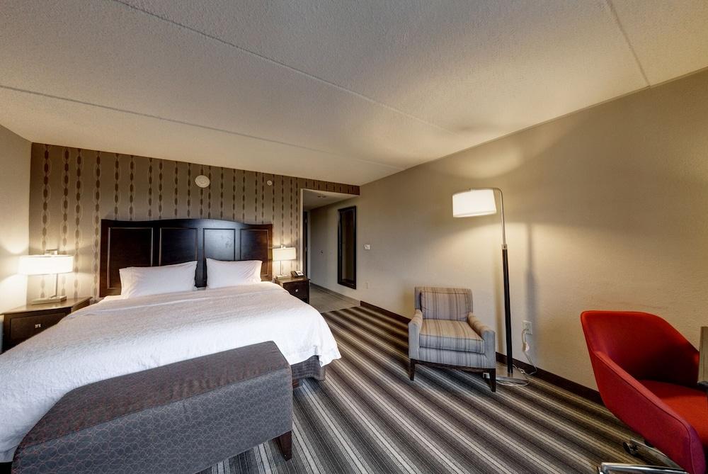 Hampton Inn Neptune Exterior photo