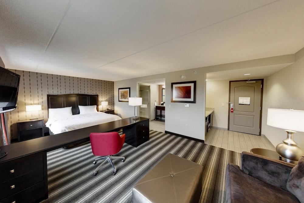 Hampton Inn Neptune Exterior photo