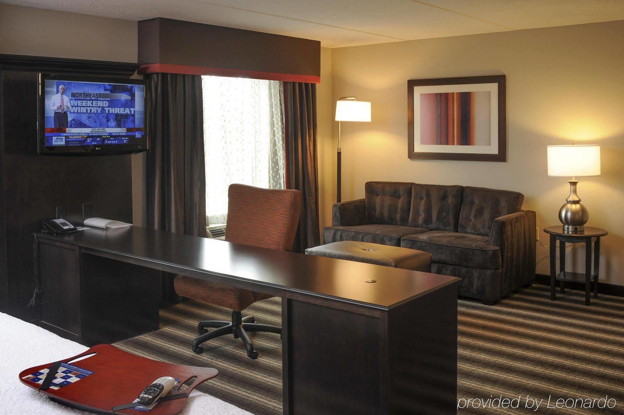 Hampton Inn Neptune Exterior photo